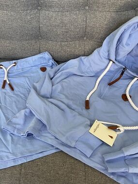 NEW boutique Wanakome 2 piece hoodie & skirt set beachy blue womens XL nwt